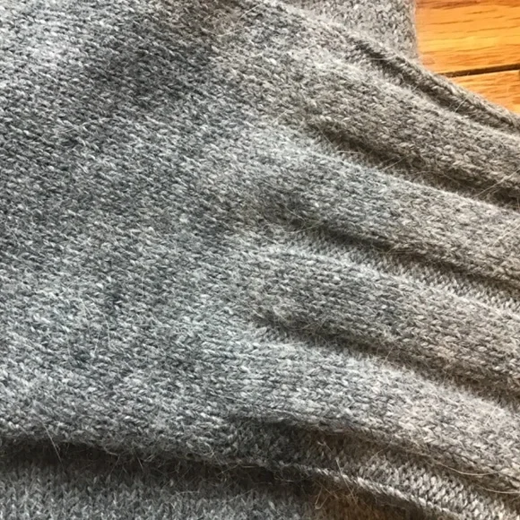 Sweater - Picture 2 of 10